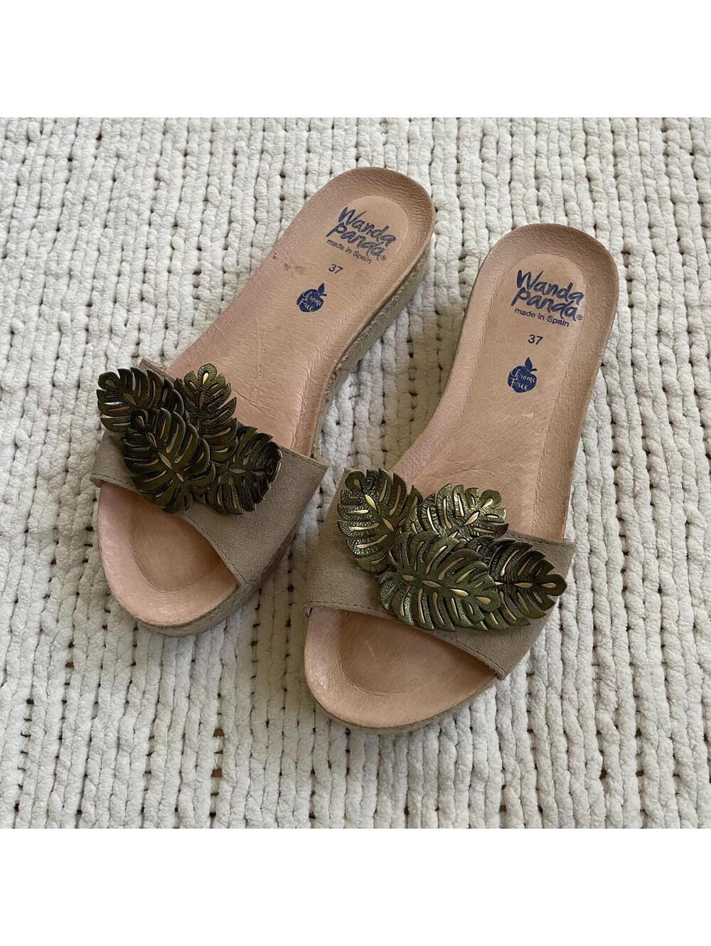 Wanda Panda Women’s Metallic Leaf Slide Sandals - Size 38